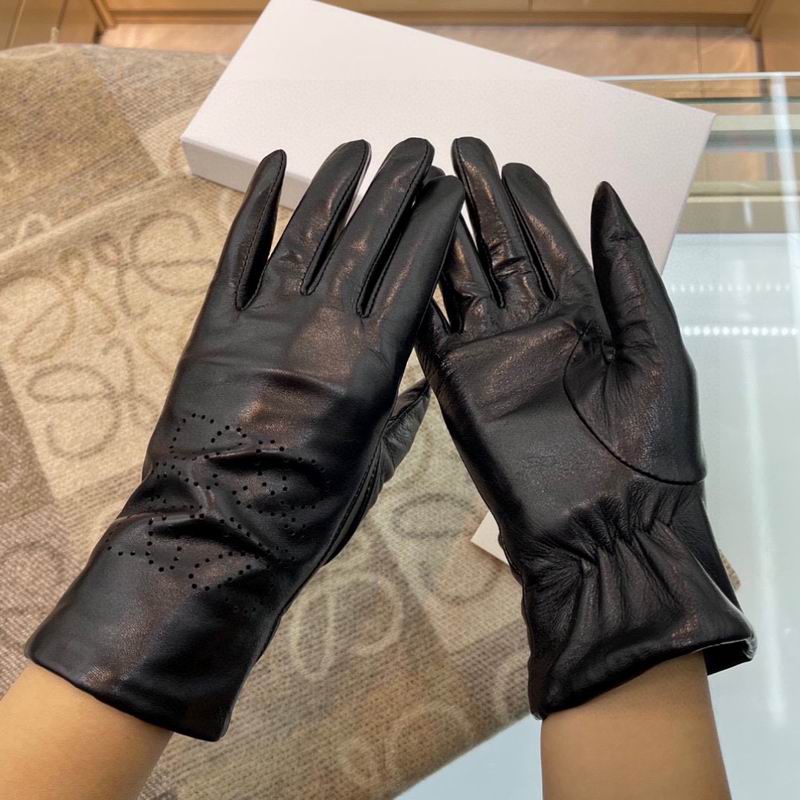 Loewe gloves hm03
